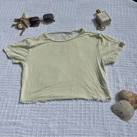 Yellow and white pacsun striped short sleeve tee size small - Picture 2 of 7